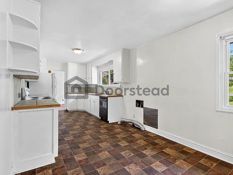 1217 Forestdale Dr — Photo 23
