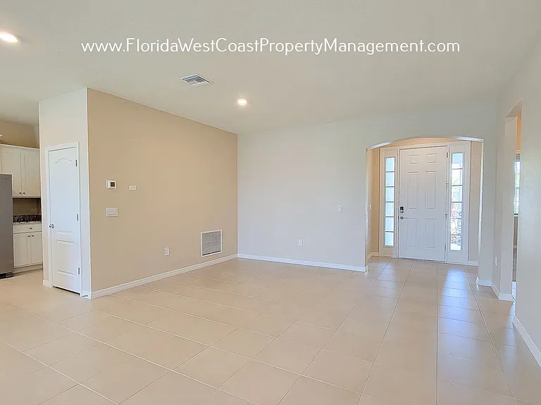 5831 Silver Palm Blvd — Photo 6