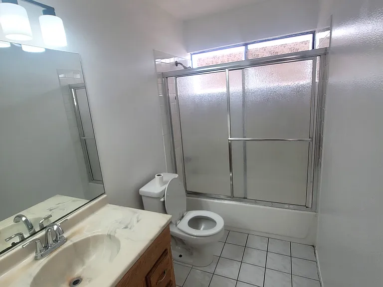 111 S Marguerita Ave #E — Photo 19