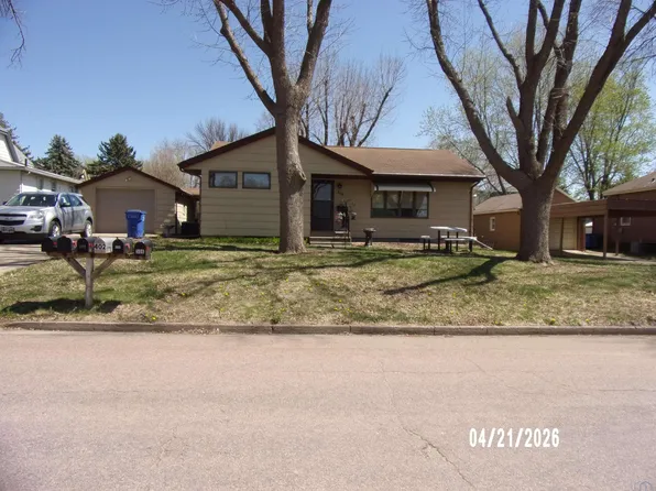 403 Union St, Alcester, SD 57001