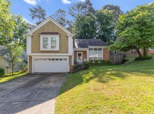 10865 Mortons Cir, Johns Creek, GA 30022
