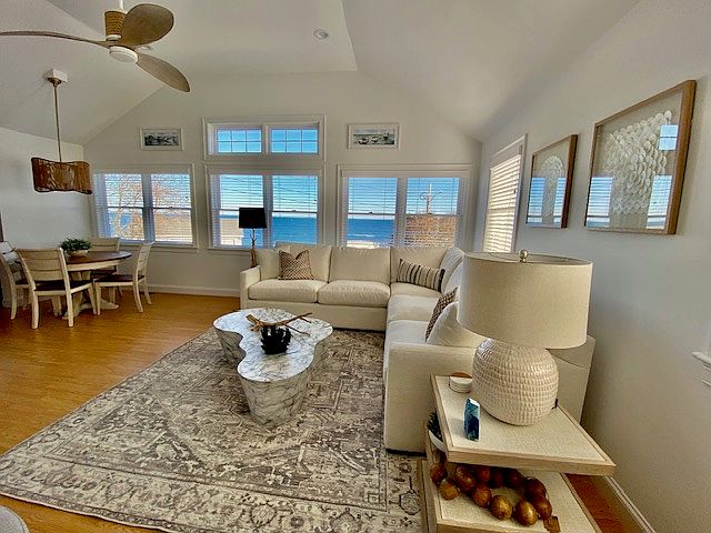 Livingroom with Ocean view