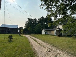 N9135 Stringers Bridge Rd, East Troy, WI 53120