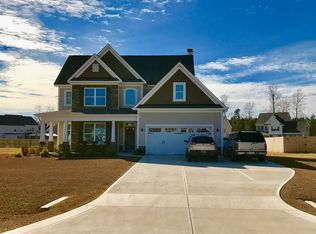 111 W Conolly Ct, Hampstead, NC 28443