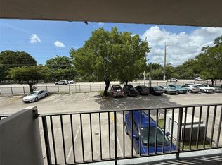 5501 NW 7th St APT E217, Miami, FL 33126