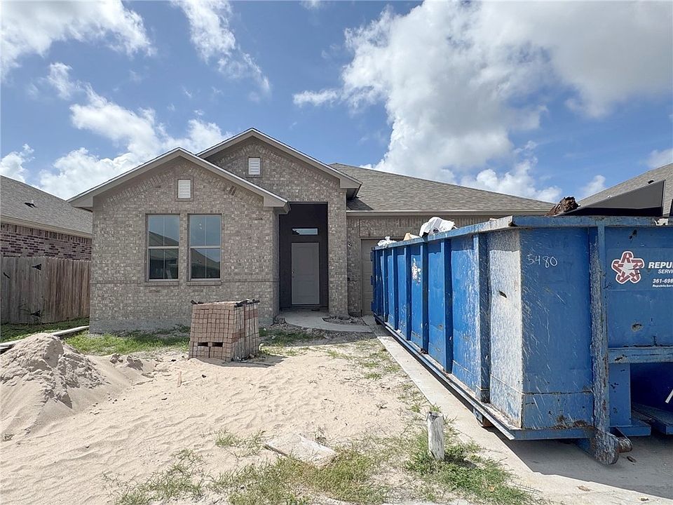 1st image of 2610 Las Estrellas Street Corpus