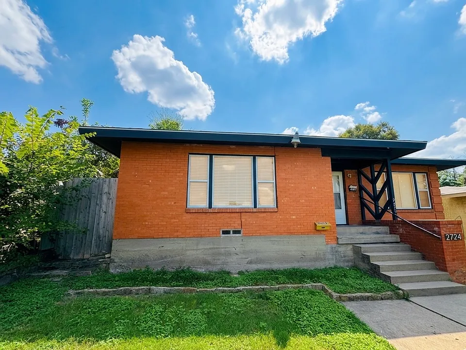 2732 W Jefferson Blvd #2732