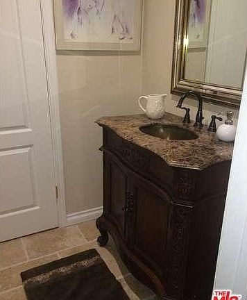 2nd image of 5412 Lindley Ave Unit 223