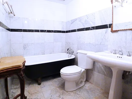 Rented by Sotheby's International Realty | media 33