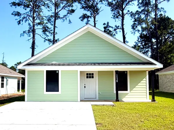 1528 Wynedote Dr, Gautier, MS 39553