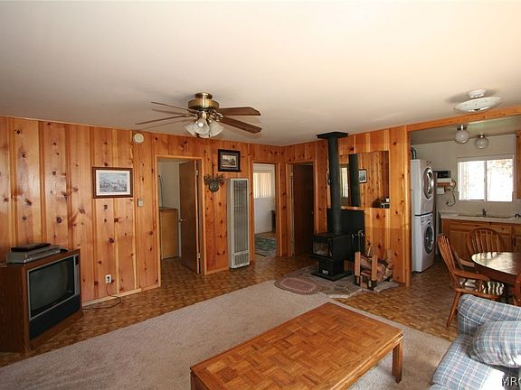 3rd image of 457 Cedar Ln