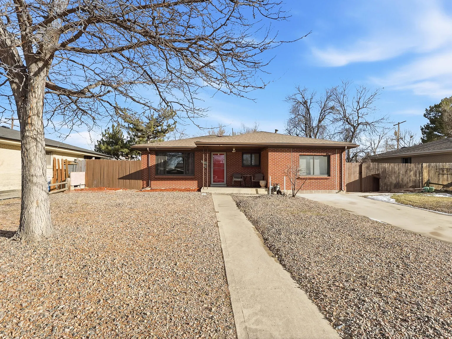 6 bed, 2615 sqft, $3,550 — Photo 1