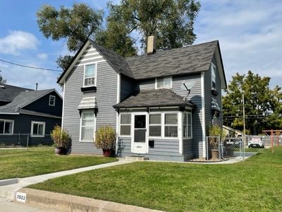 2522 E Walnut St, Des Moines, IA, 50317