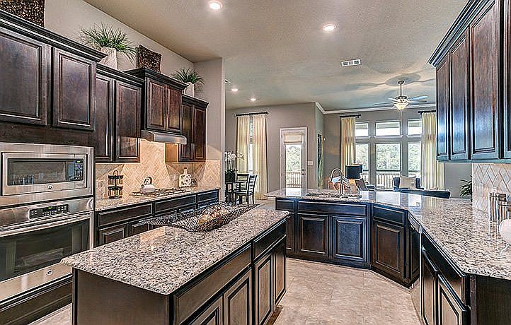 Open, spacious kitchen