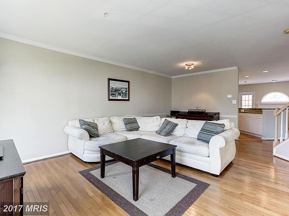 5th image of 7714 Heritage Farm Dr