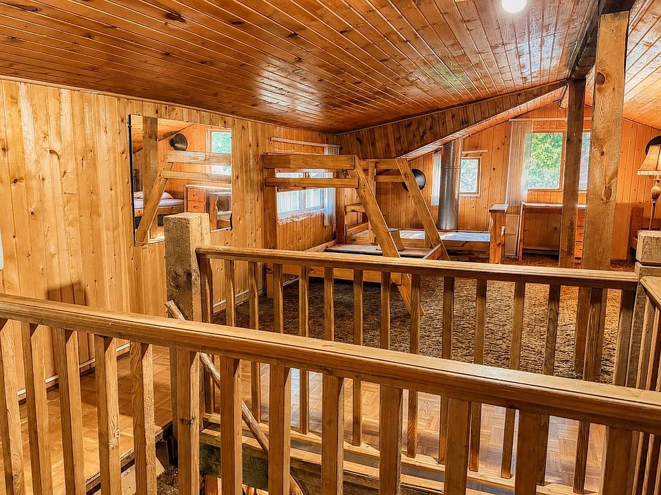 16th image of 1361 Cypress Dr