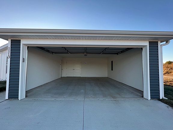 5th image of 1113 Downy Dr