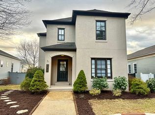 123 White Ash Dr E, Asheville, NC 28803