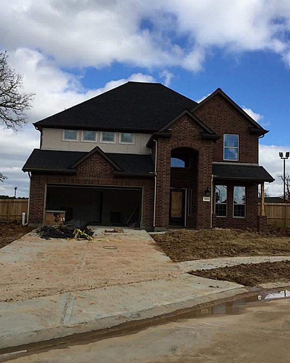 1st image of 15606 Whispering Green Dr