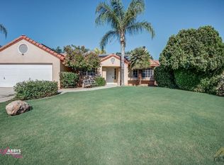 648 Rio Bonita St, Bakersfield, CA 93306