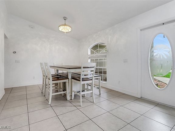 5th image of 1622 SE 20th St