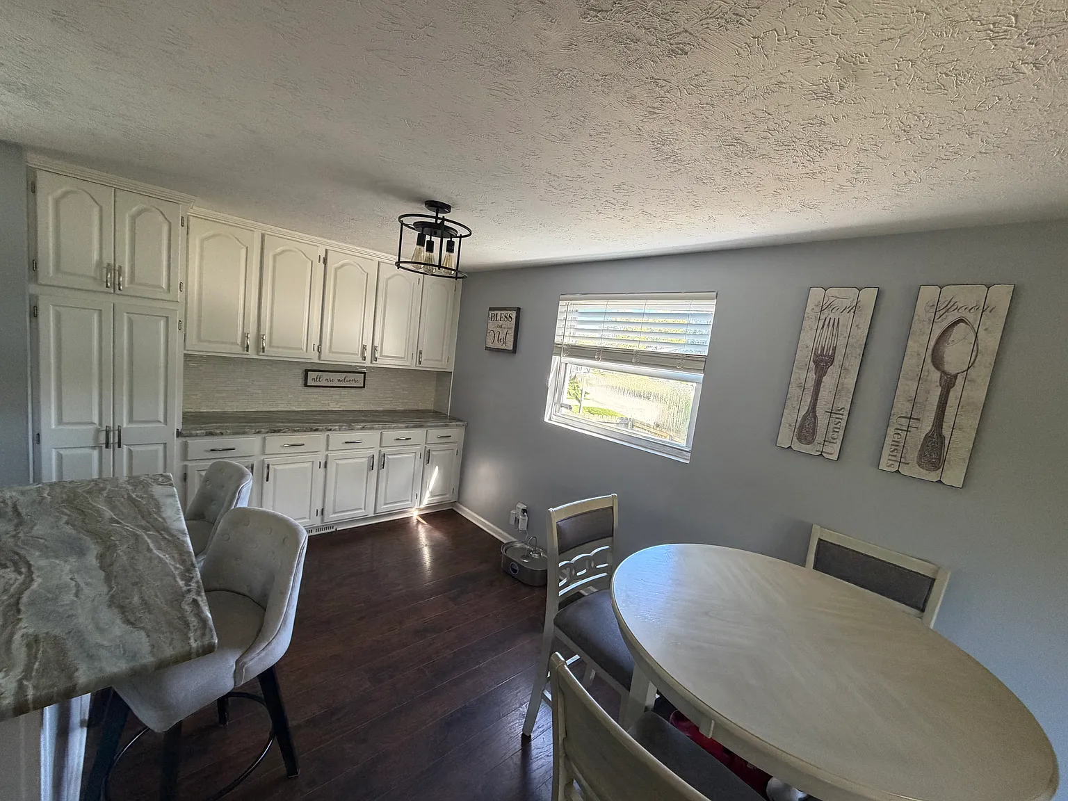 4 bed, 1000 sqft, $2,500 — Photo 4