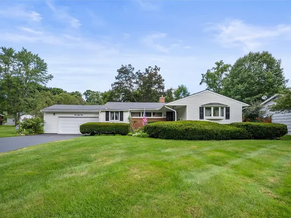 154 Beverly Dr, Rochester, NY 14625