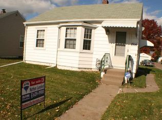 1914 W Locust St, Davenport, IA 52804