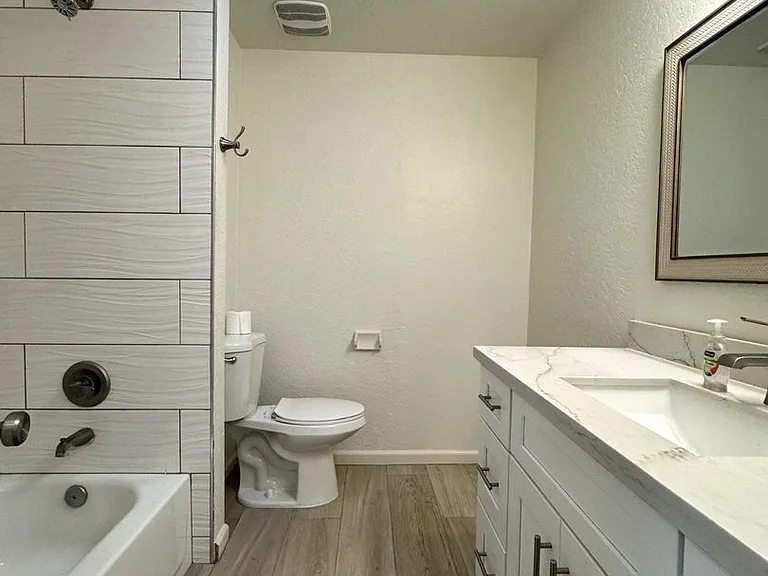 4426 N 85th St — Photo 26