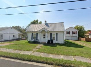 406 N Broadway St, Providence, KY 42450