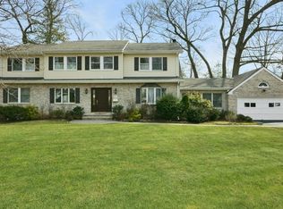 326 Martom Rd, Wyckoff, NJ 07481