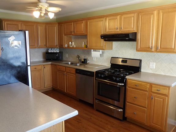 2nd image of 3162 Windsor Ave