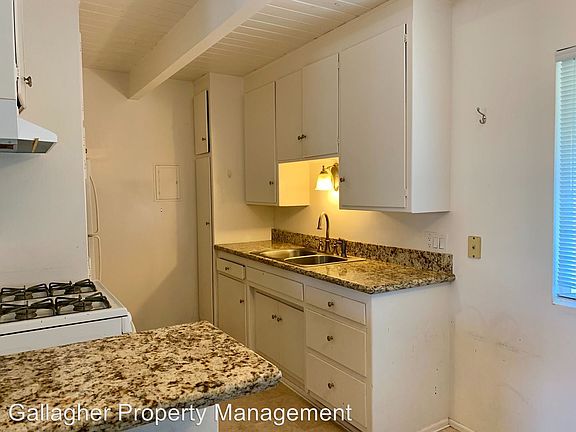 4th image of 221 W Anapamu St APT 6