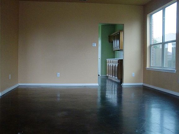 5th image of 1751 Jasons South Ct