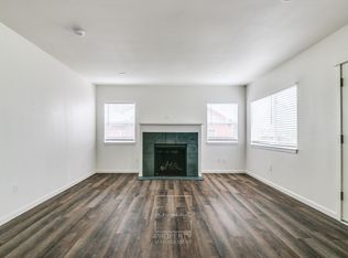 4818 NE Halsey St UNIT A, Portland, OR 97213
