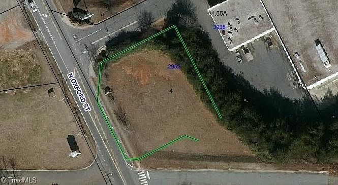 1st image of 3100 N Oxford St