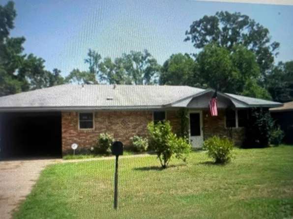 203 Reynolds Ave, White Hall, AR 71602