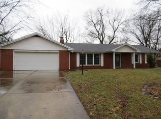 1207 N Greenbriar Rd, Muncie, IN 47304