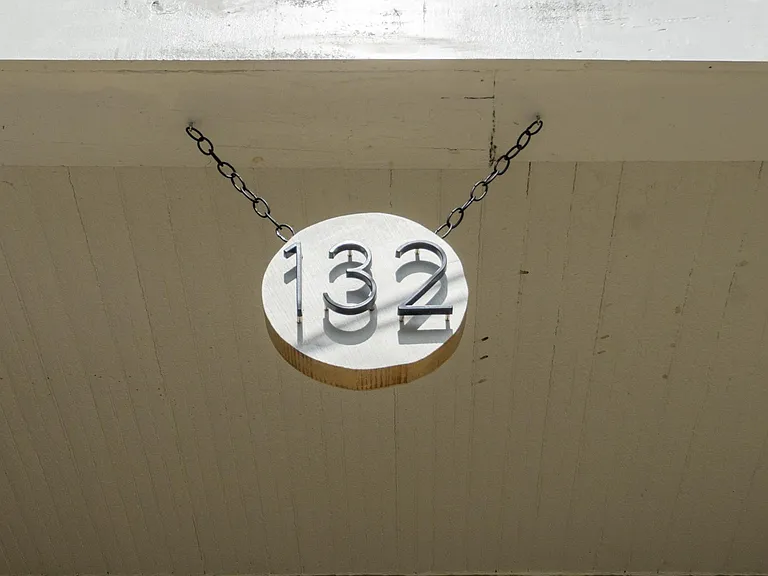 132 E Whittier St — Photo 22