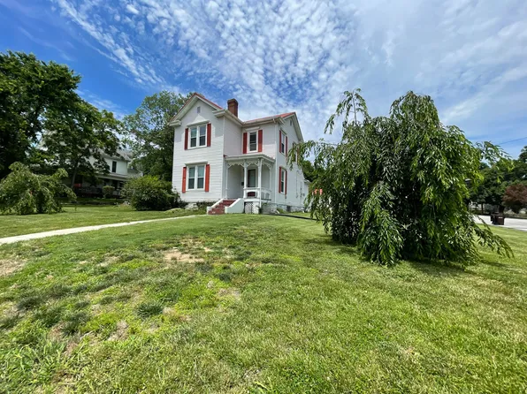 302 Danville St, Lancaster, KY 40444