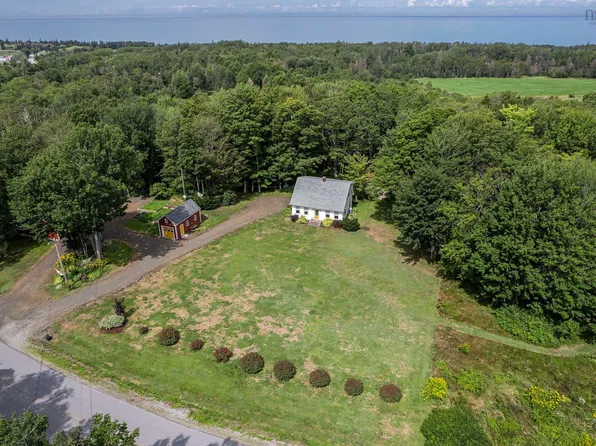 12791 Shore Rd E, Annapolis, NS B0S 1P0