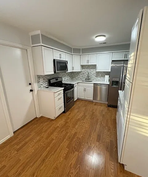 6 Holmes Ct — Photo 2