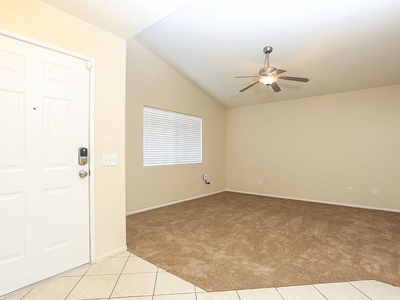 5th image of 44523 Galicia Dr