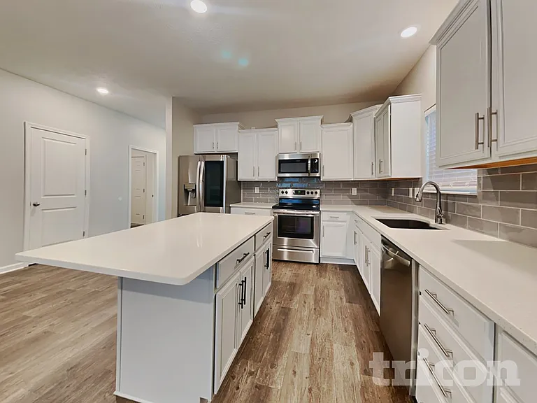 1614 Danielle Rd — Photo 6