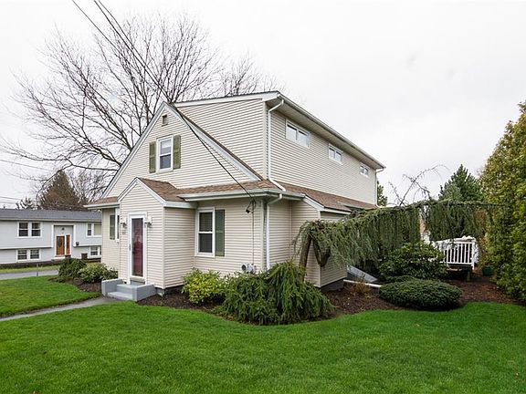 3rd image of 81 Highland Ave
