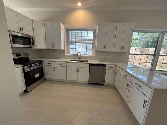5th image of 4209 Bermuda Dr