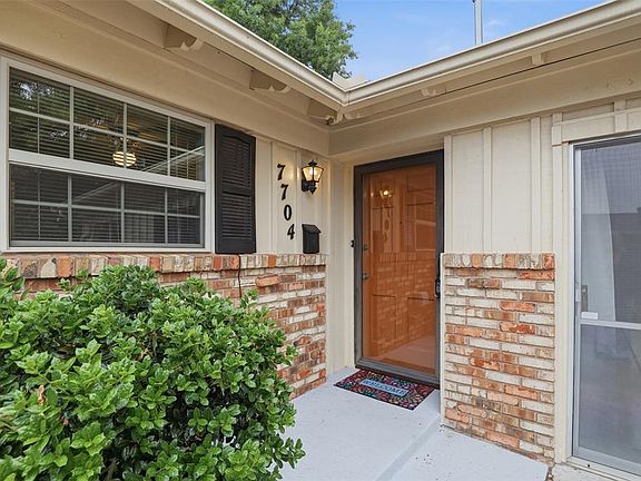 3rd image of 7704 NW 30th St