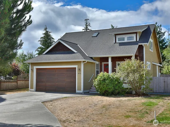 4876 Breezefair Road, Freeland, WA 98249