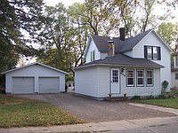 1st image of 413 W 4th St