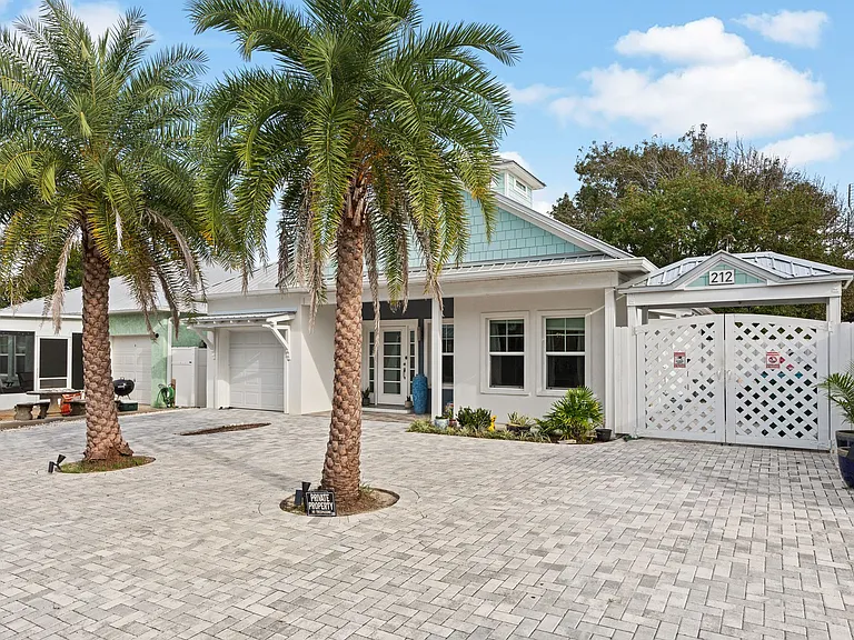 212 Corto Pl — Photo 37